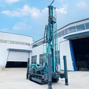 Image 1 of crawler water well drilling rig