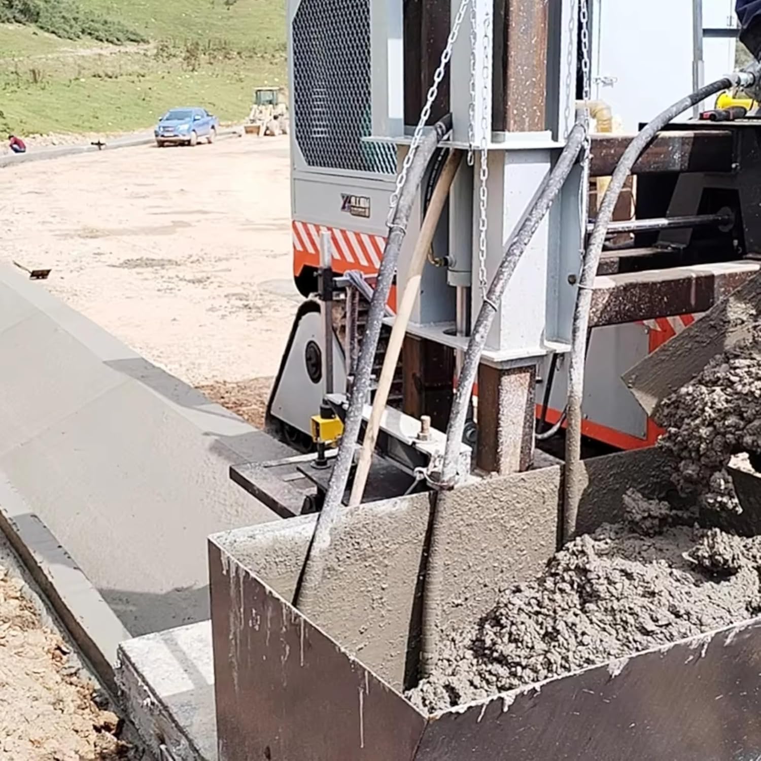 concrete curb slipform machine,tracked curb paver machine,curb and gutter machine pros cons,hydraulic curb construction equipment,best concrete curb paving machine,should I buy a curb slipform paver unboxing and complete package contents