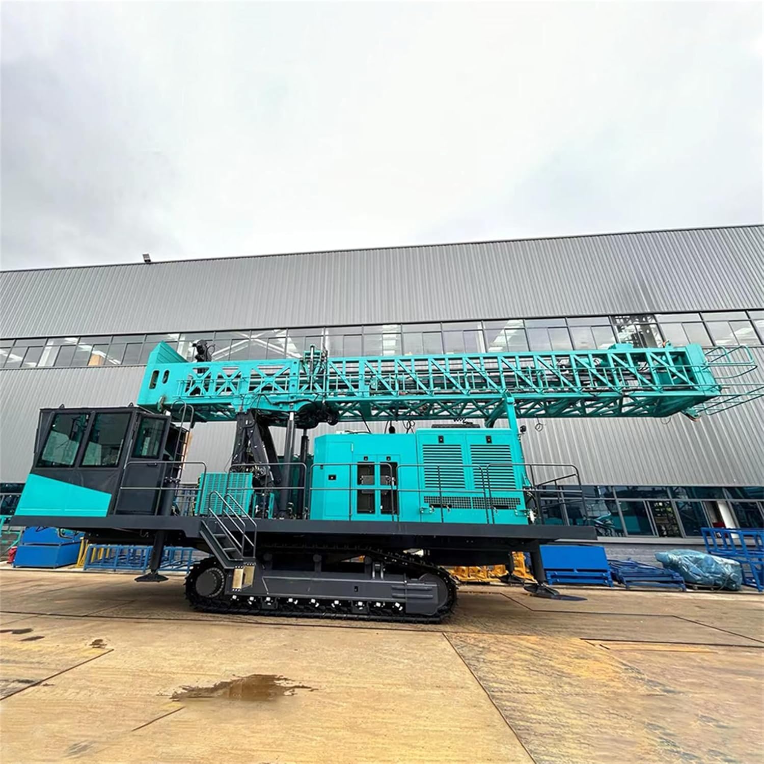 crawler water well drilling rig review,tracked borehole drilling machine pros cons,should I buy a crawler drilling rig,crawler water well drilling rig vs alternatives,best tracked well drilling equipment,crawler drilling rig worth buying performance testing and real-world results
